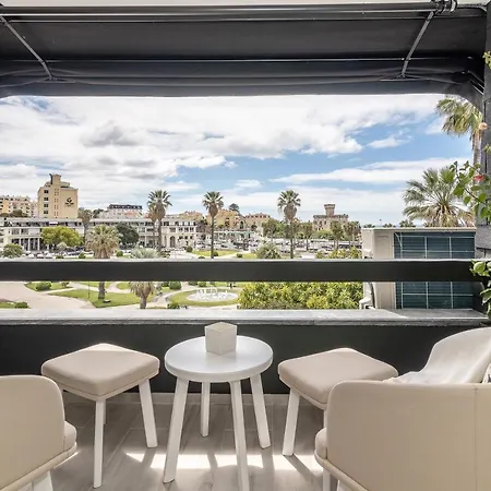 Ocean View Luxury & Terrace Estoril, Cascias